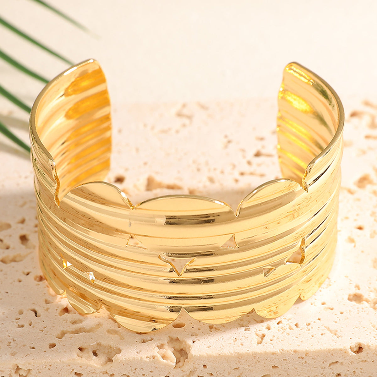 Ladies Open Bangle with Artistic Coral Pattern Symbol Fashion