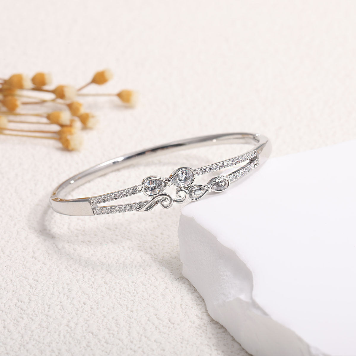 Ladies bracelet with elaborate infinity symbol and sparkling zirconia Symbol Fashion