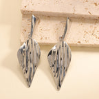 Women's Hanging Earrings in Stylish Leaf Design Symbol Fashion