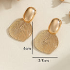 Ladies Hanging Earrings with Luxurious Leaf Design Symbol Fashion