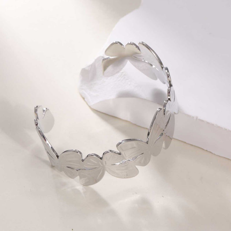 Women's Open Bangle with Elegant Wave Design Symbol Fashion