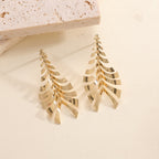 Women Hanging Earrings in Elegant Leaf Design Symbol Fashion