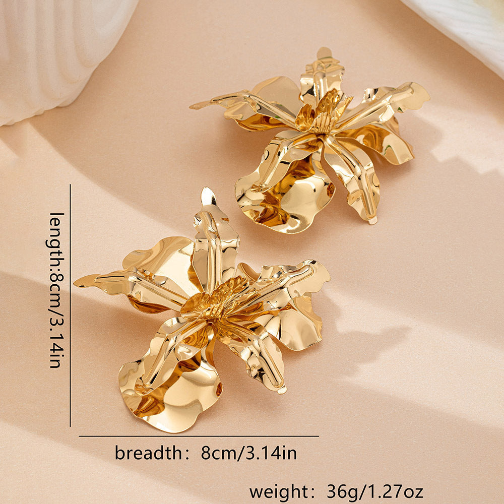 Women's Decorative Wall Art in Flower Shape Symbol Fashion