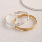 Ladies Open Bangle with Elegant Structure Design Symbol Fashion