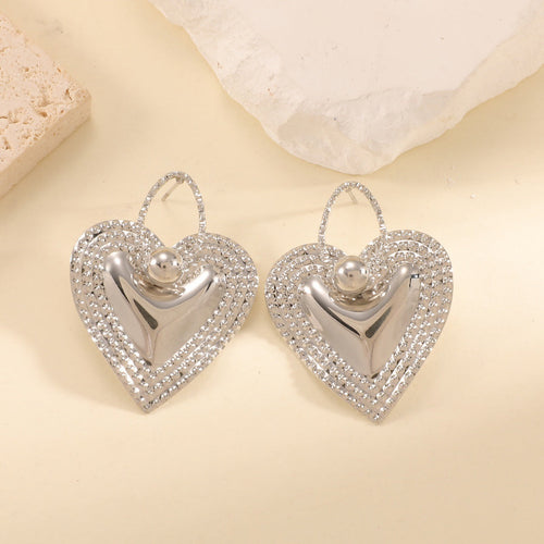 Ladies Heart-Shaped Earrings with Sparkling Zircon Decorations Symbol Fashion