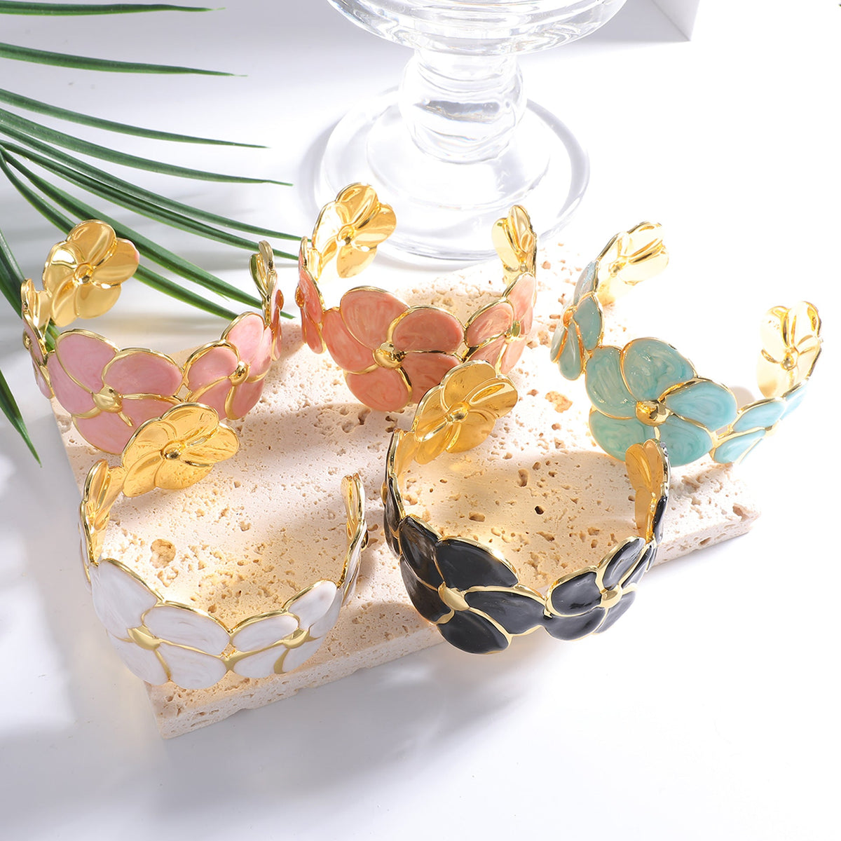 Ladies cuff bracelet with elaborate flower pattern Symbol Fashion