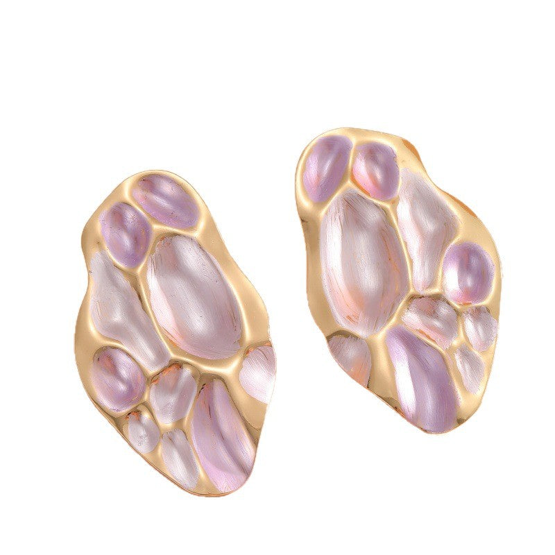 Ladies ear clips with elaborate, colorful shell design Symbol Fashion