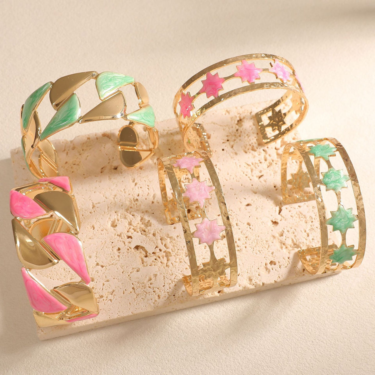 Women's Open Bangle with Elegant Leaf Design Symbol Fashion
