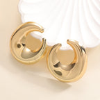 Women's earrings with elegant curved design Symbol Fashion