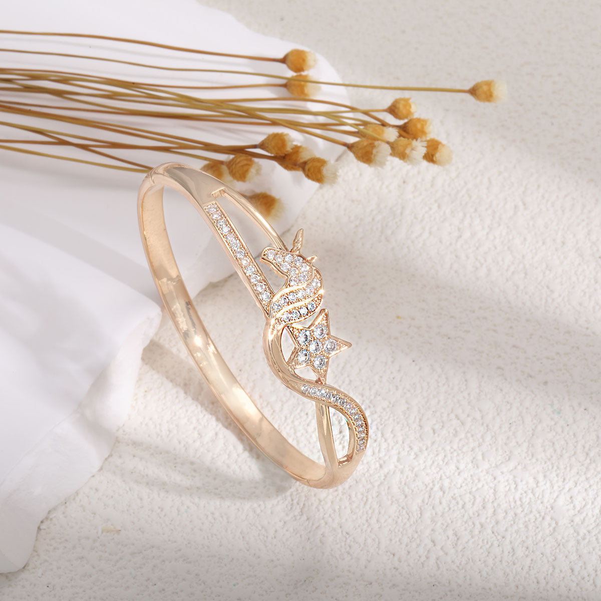 Ladies bracelet with elaborate infinity symbol and sparkling zirconia Symbol Fashion