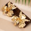 Women's Decorative Wall Art in Flower Shape Symbol Fashion