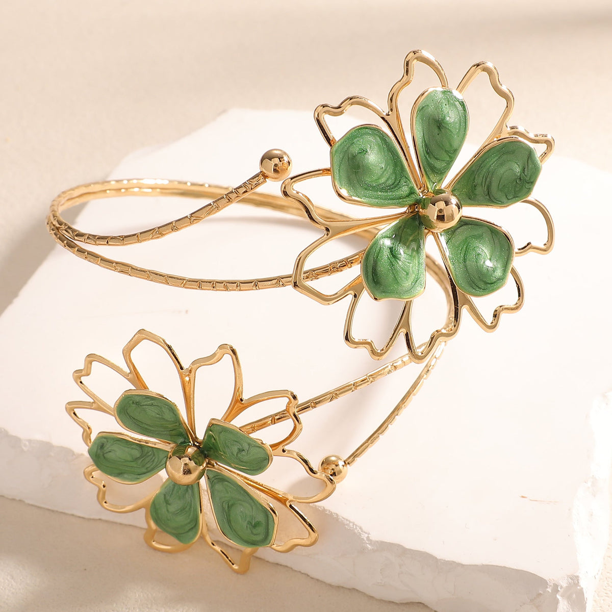 Ladies bracelet with artistic flower design Symbol Fashion