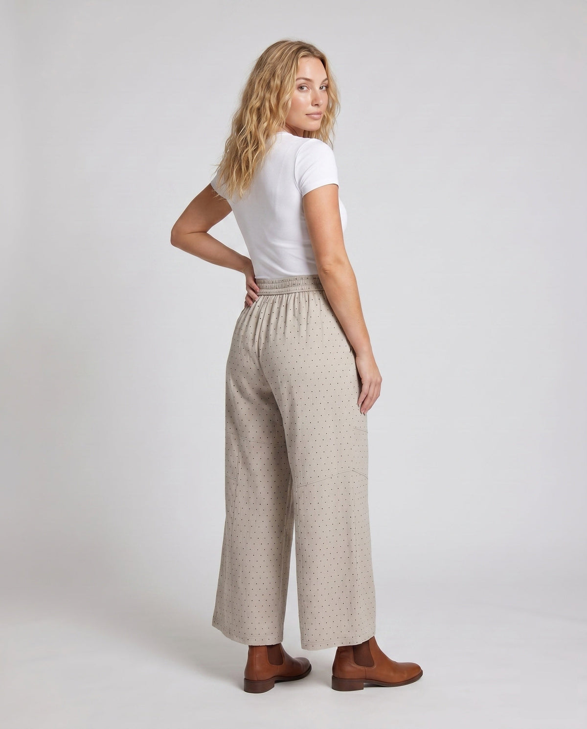 Product 15629123715402 - back_view